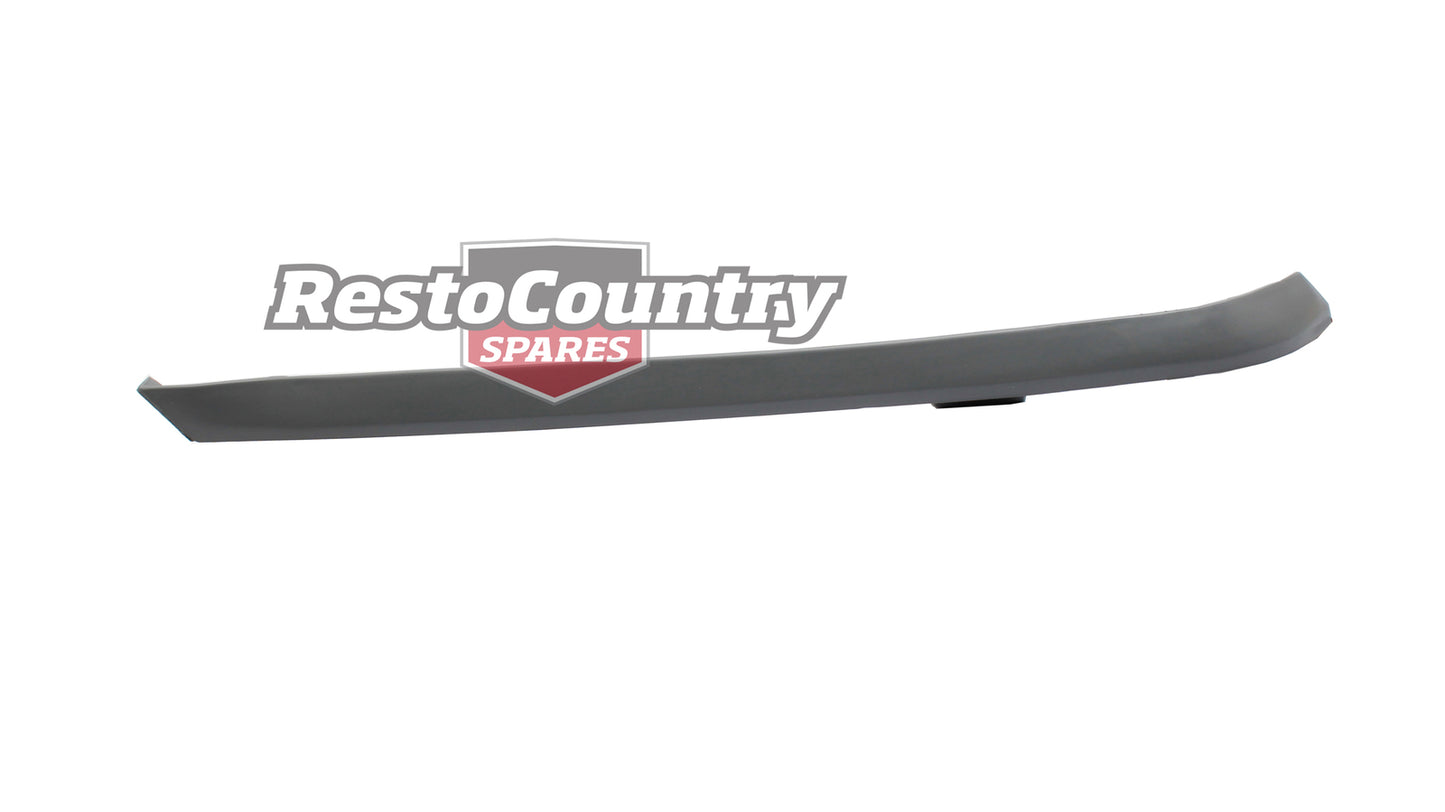 Holden Commodore VL Front Bumper Bar Mould RIGHT plastic trim mold - 92024516