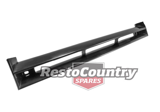 Holden Commodore VL Grille SL Berlina Exectutive HSV plastic grill - 92024534