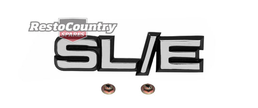 Holden Commodore VH - SLE - Grille Badge / Emblem +Clips. SL/E Die Cast - B1101