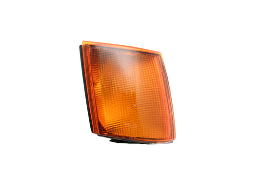 Holden Commodore VH VK Front Indicator Assembly RIGHT AMBER turn signal - LFT1036